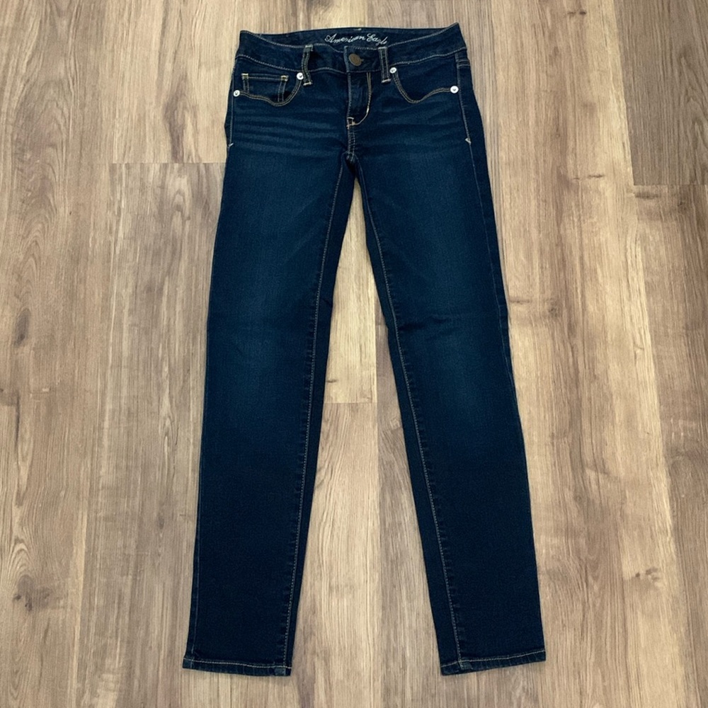 American Eagle Super Stretch Skinny jeans. Size 00 X Short